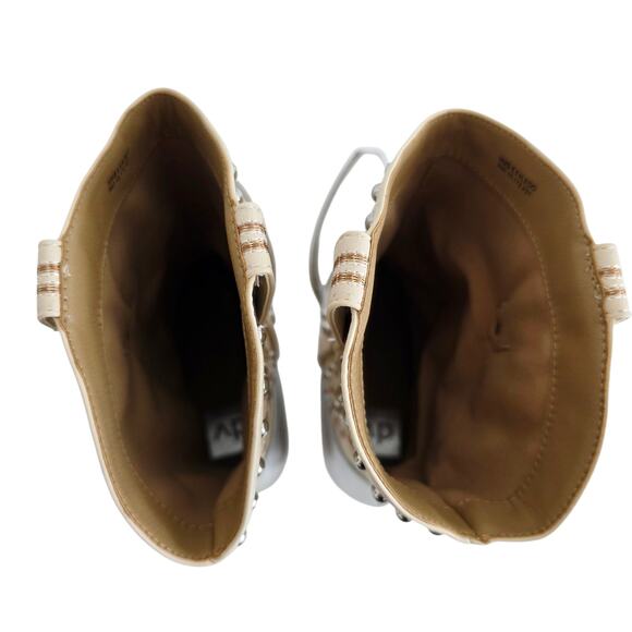 Dolce Vita Silver & Cream Beige Pointy Toe Studded Western Ankle Boots Size 8.5 - Picture 4 of 8